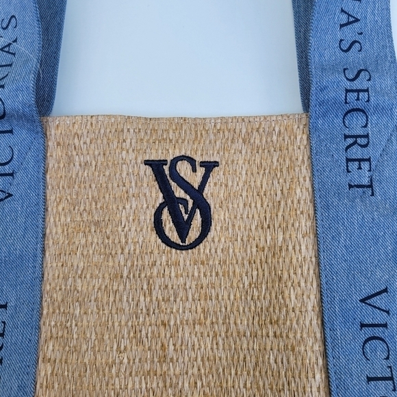 Victoria's Secret NWT tote Bag Wicker Tan blue logo. - Picture 4 of 11
